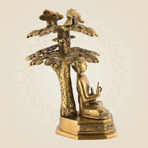 Divine idol for peace