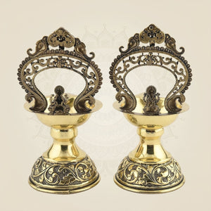 Gajalakshmi Superfine Lightweight Oil Lamp