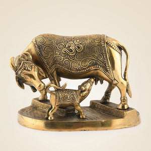 Pure Brass Cow With Calf