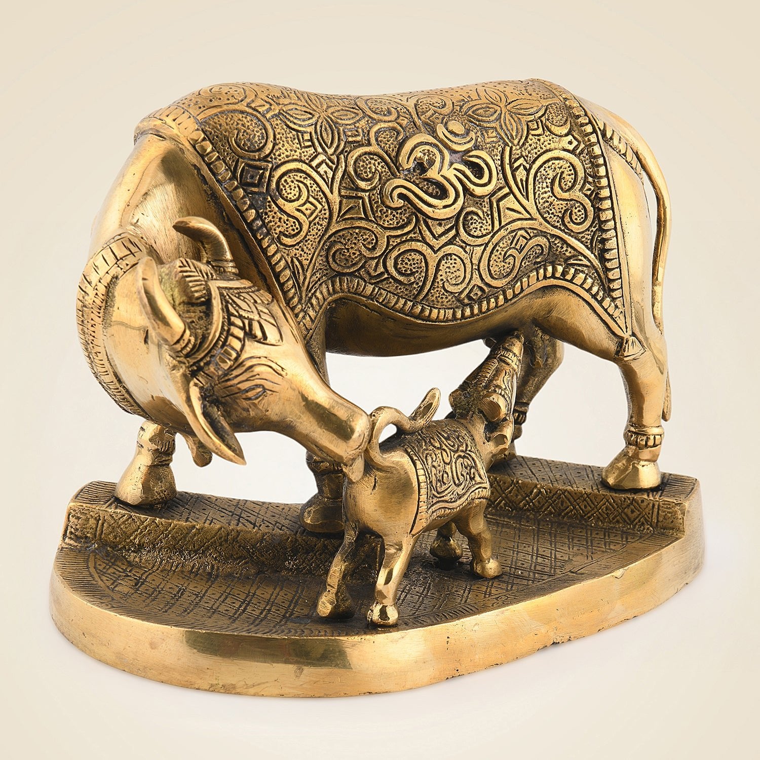 Pure Brass Cow With Calf