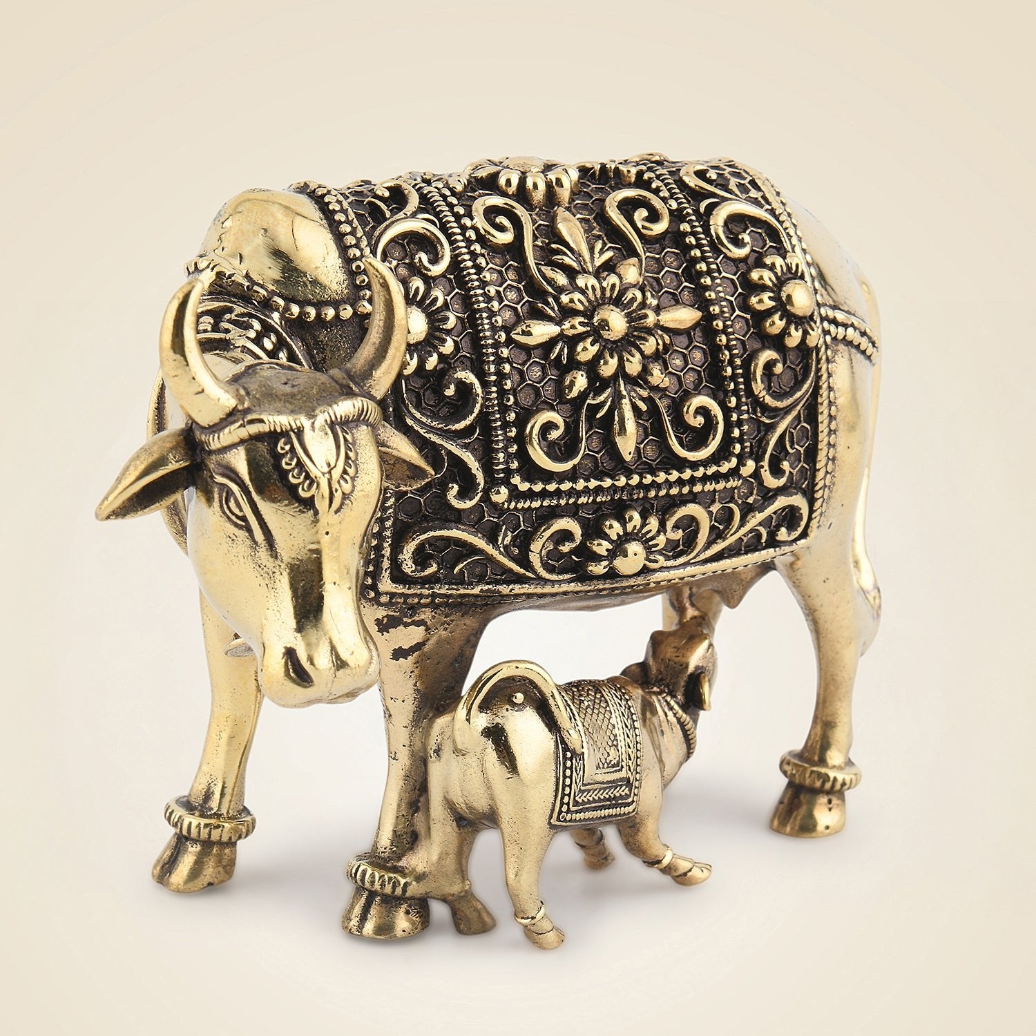 Kamdhenu Cow with Calf Brass Idol - Luxeartisanship