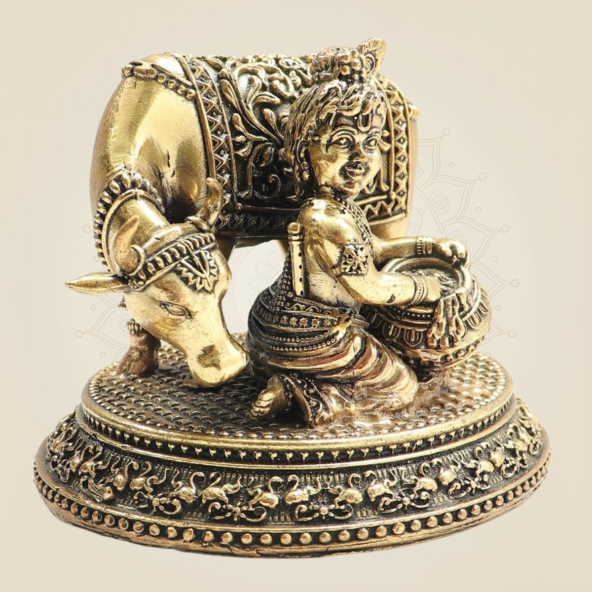 Brass Kanha Ji Idol with Cow Decorative Krishna Murti 3" - Luxeartisanship