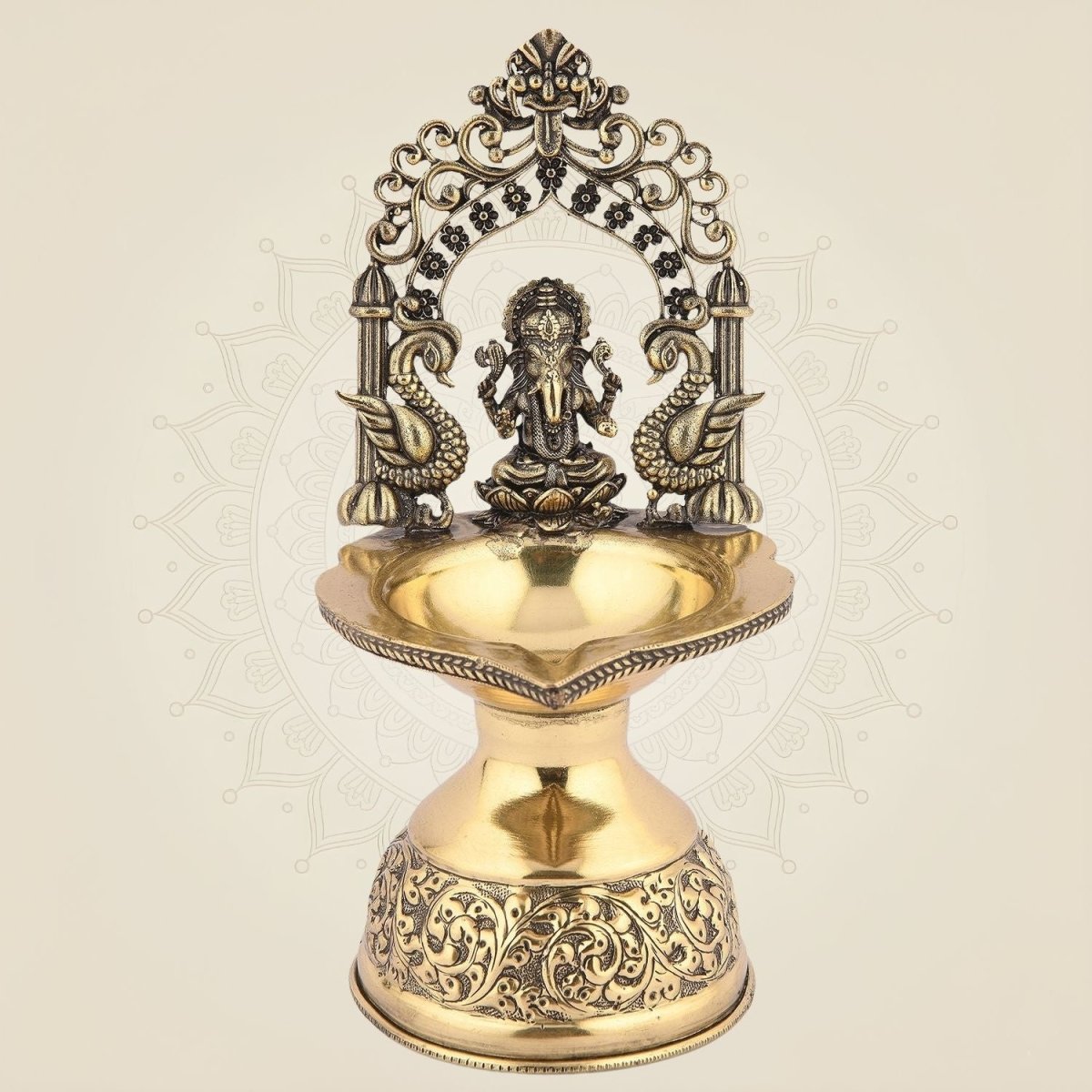 Ganpati Darbar Brass Diya Artisan – 7" Lightweight Handcrafted Oil Lamp - Luxeartisanship