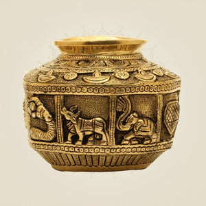 Brass Kalash with Coconut & Lotus - Luxeartisanship