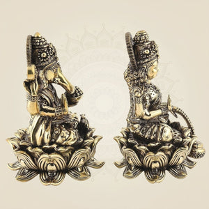 Laxmi Ganesh Idol on Lotus Idol