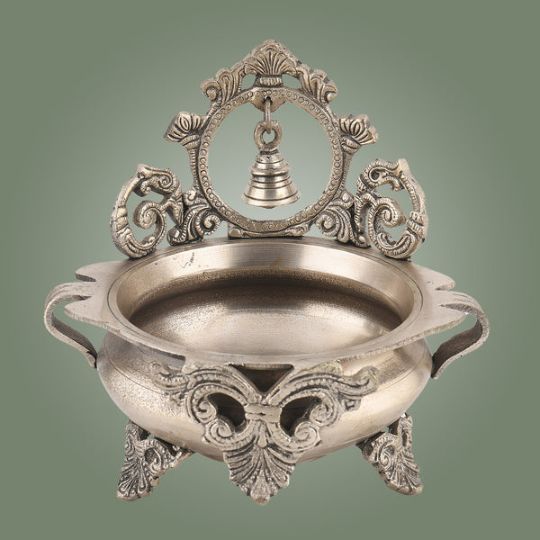 7" Pure Brass Silver-Finish Urli – Handcrafted Bowl for Floating Flowers & Decor