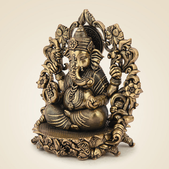 Pure Brass Chaturbhuj Ganesha With Darbaar