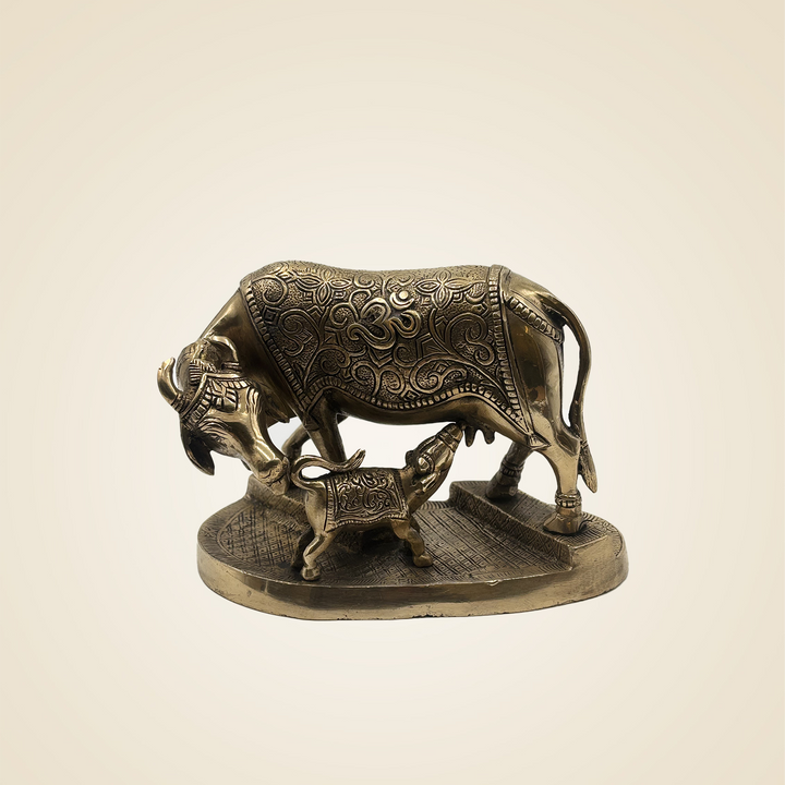 Pure Brass Cow With Calf