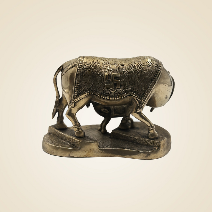 Pure Brass Cow With Calf