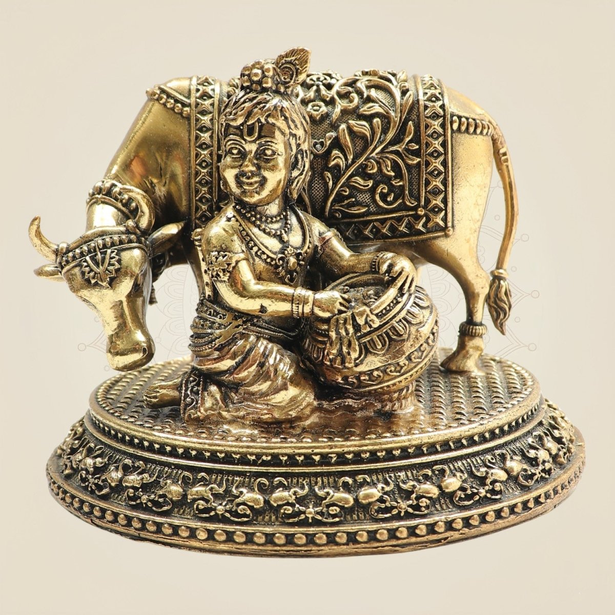 Brass Kanha Ji Idol with Cow Decorative Krishna Murti 3" - Luxeartisanship