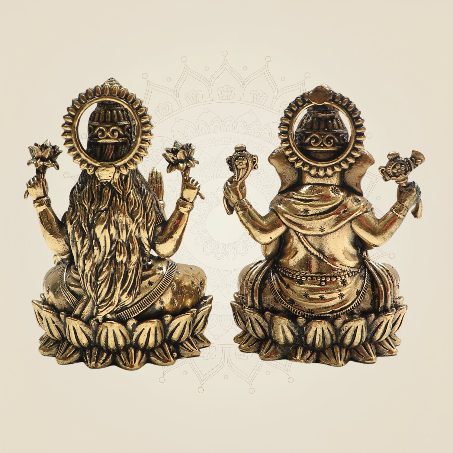 Laxmi Ganesh Small Lotus Base Murti