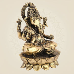 Handcrafted Murti, Lightweight Pure Brass Statue