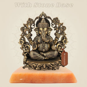 Chaturbhuj Ganesha murti on gemstone base