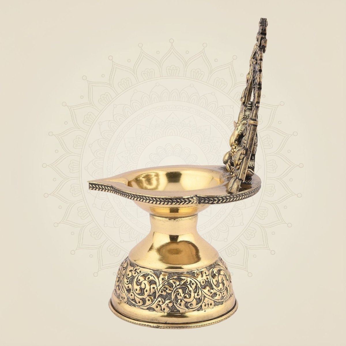 Ganpati Darbar Brass Diya Artisan – 7" Lightweight Handcrafted Oil Lamp - Luxeartisanship