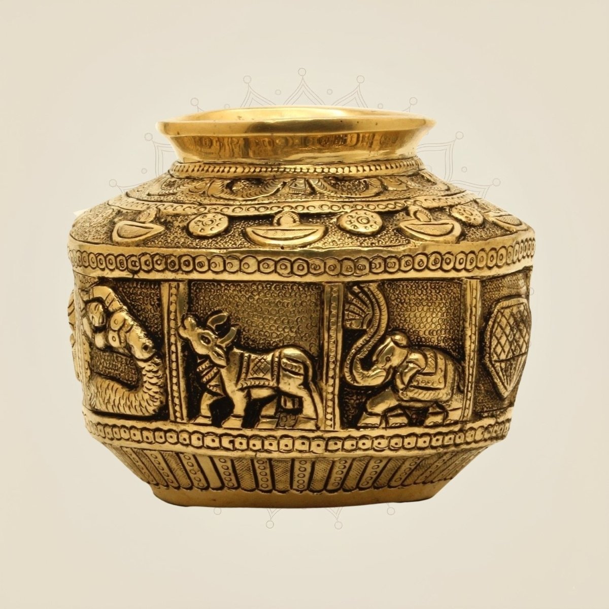 Brass Kalash with Coconut & Lotus - Luxeartisanship