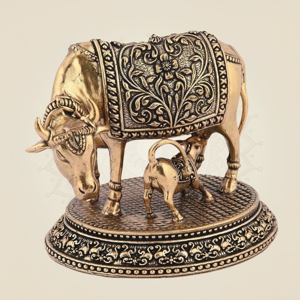 Kamdhenu Cow Idol 4" – Lightweight Brass Murti for Peace, Prosperity & Decor - Luxeartisanship