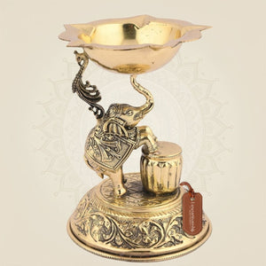 Majestic Brass Elephant Lamp– 4.75" Handcrafted Oil Diya for Festive & Decor - Luxeartisanship